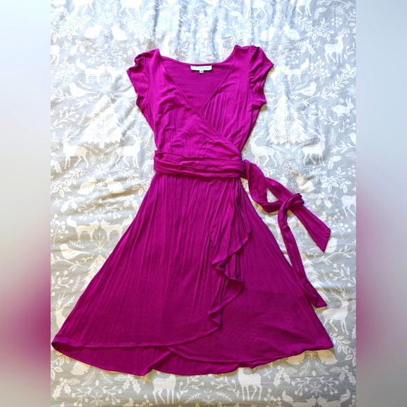 Girl Friday Dresses & Skirts - Wrap dress with cap sleeves by Girl Friday size M